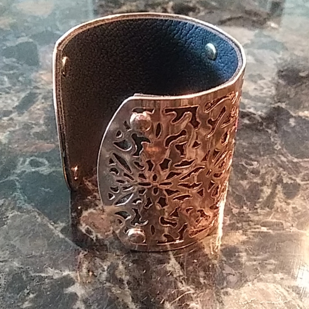 Bracelet - Picture 3 of 3